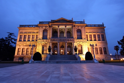 Стамбул - Долмабахче дворец музей.