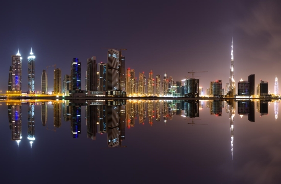 Город Дубай - панорама столицы ОАЭ.