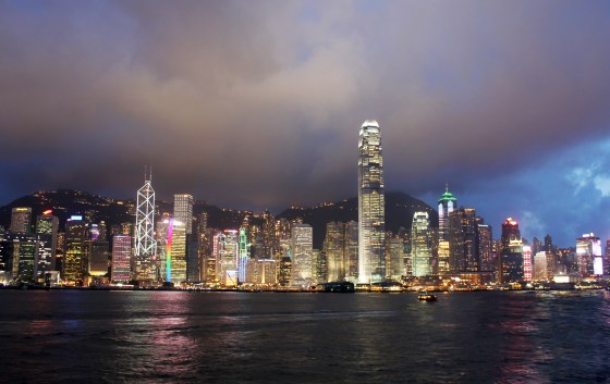 Гавань Виктория - находится в Гонконге.