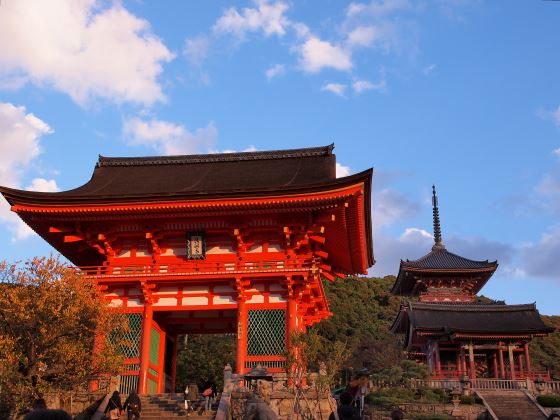 Ворота Нио - храма Киёмидзу-дэра
