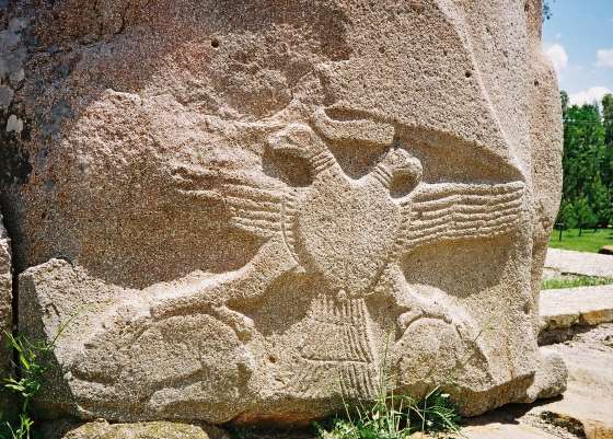Двуглавый орел символ Хеттов.
