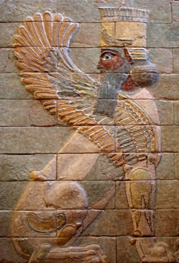 Персидский период города Сузы. Крылатый сфинкс из дворца Дария в Сузах