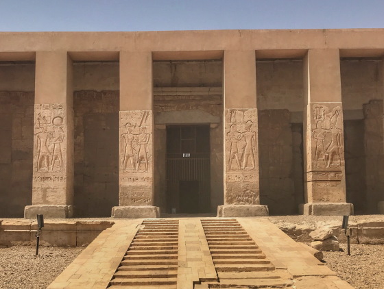 Заупокойный храм Сети I в городе Абидос - Египет.