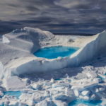 Необычные открытия в вечных льдах Арктики и Антарктики